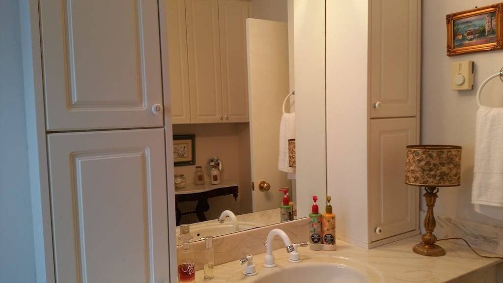Foto 3 von 47: Boutique Style-Sophisticated Ambience