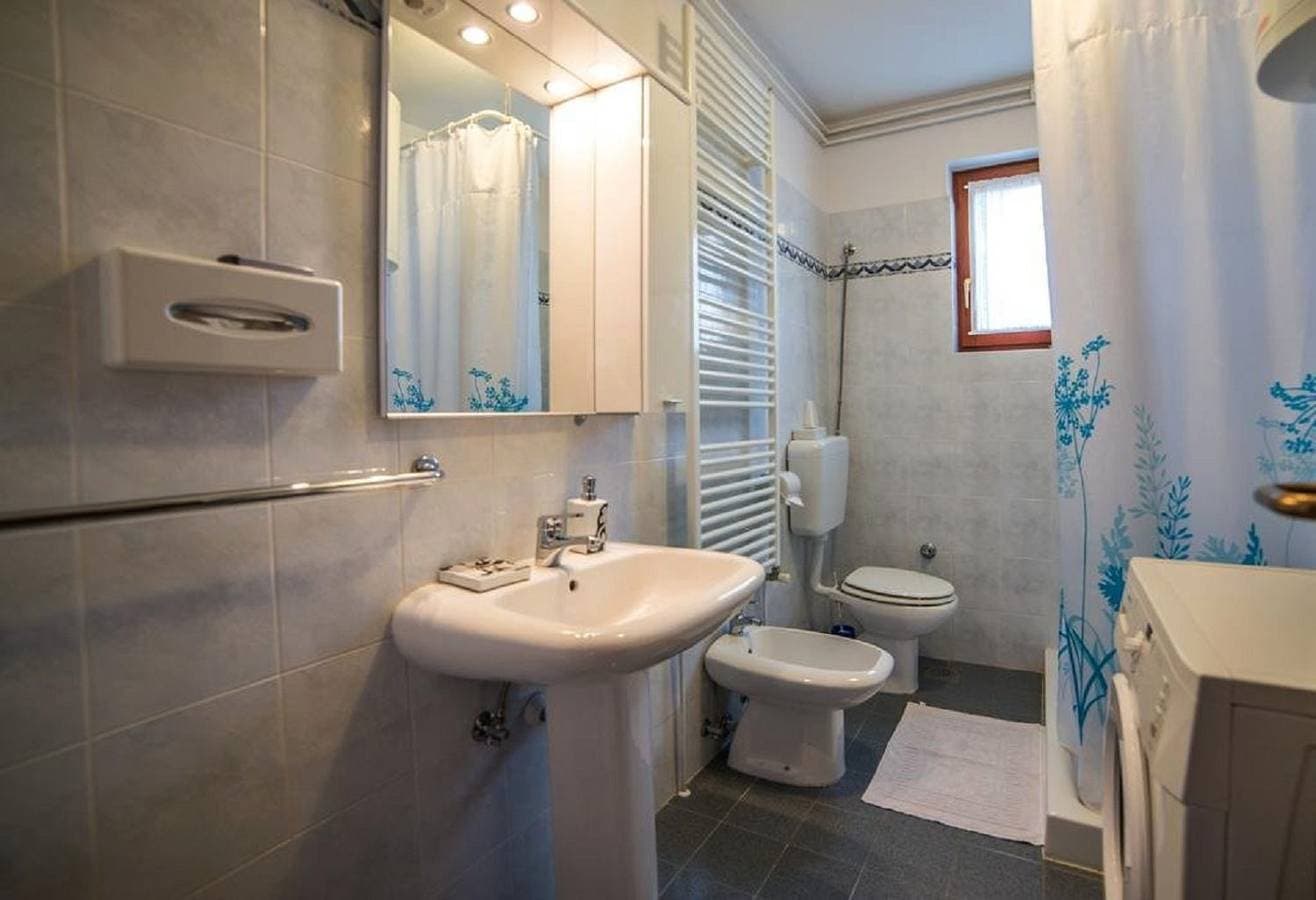Foto 11 von 20: Herrliches Apartment mit Whirlpool, Liegestühlen bei Rovinj