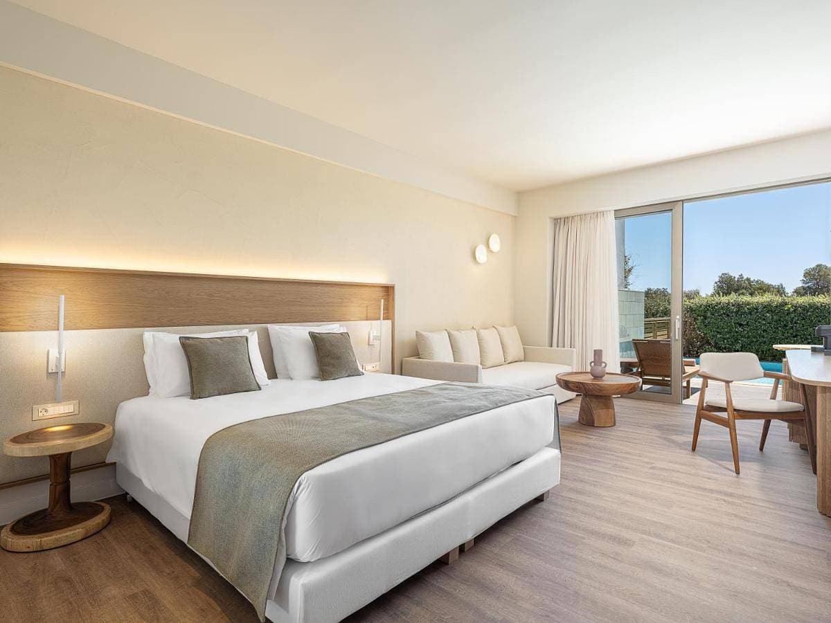 Foto 3 von 16: Premium Room Private Pool - Residence Collection (Adults Only 13+)