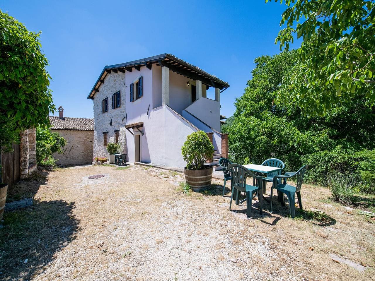 Foto 8 von 40: Ferienhaus in Sellano mit Pool & Aussicht