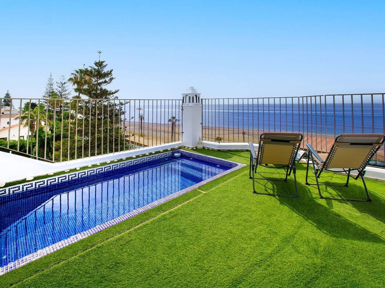 Torre de benagalbon: Sehr schönes Reihenhaus La samba beachfront 1