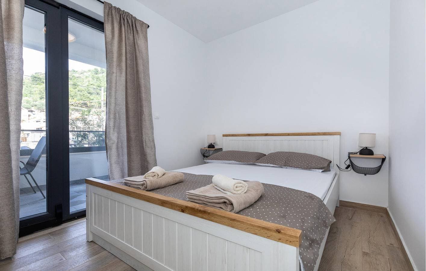 Foto 9 von 26: Gemütliche Wohnung mit Terrasse, WLAN und Parkplatz, 2,5 km vom Strand entfernt