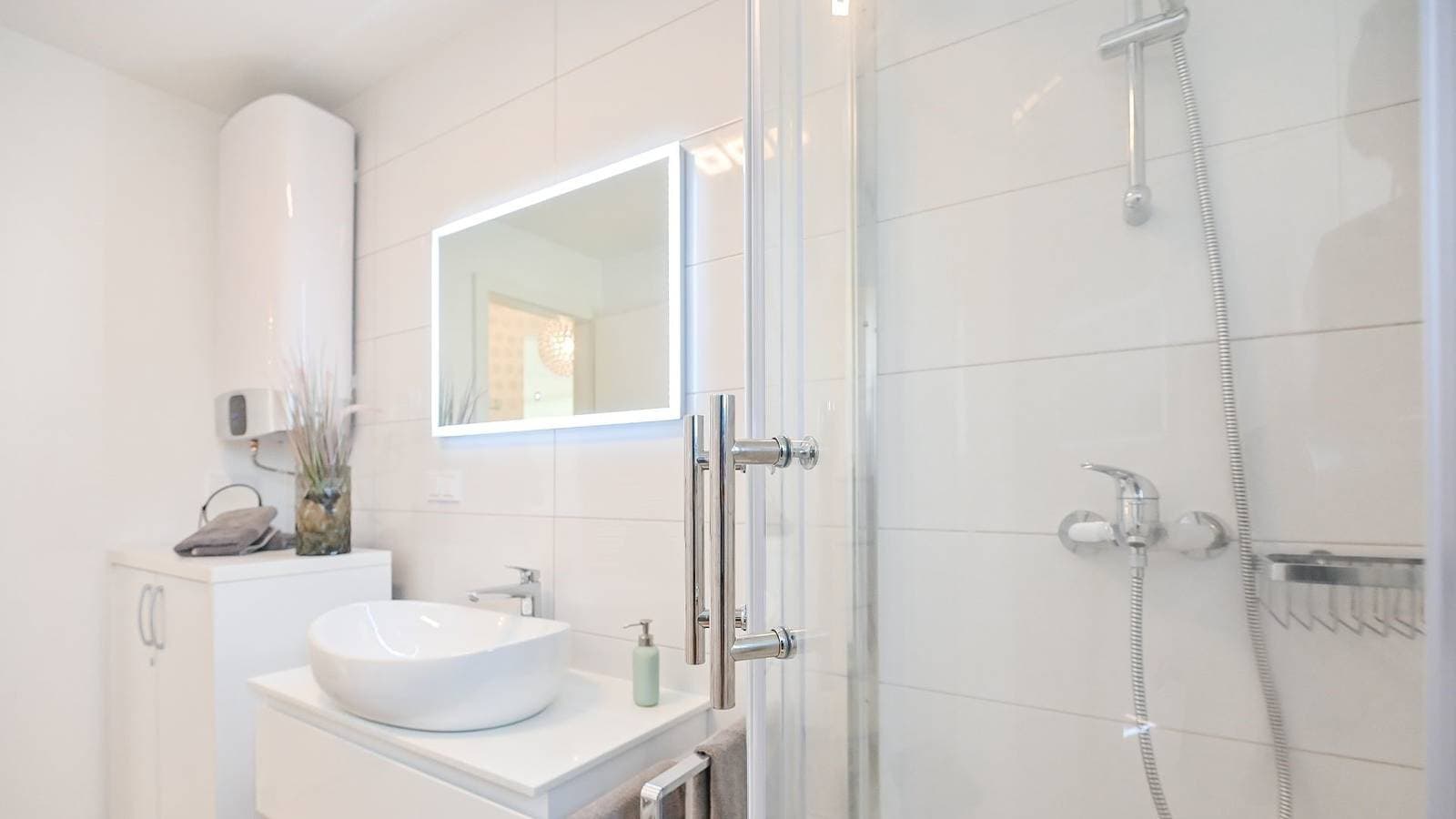 Foto 13 von 28: Modern Adora Apartment with beautiful sea view