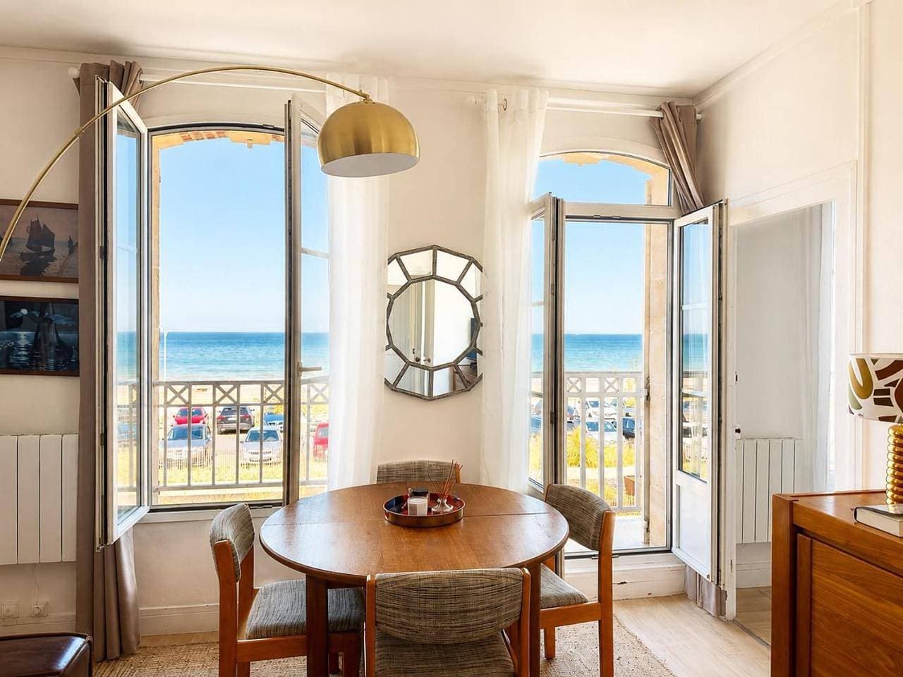 Foto 9 von 18: Apartment with View and Balcony