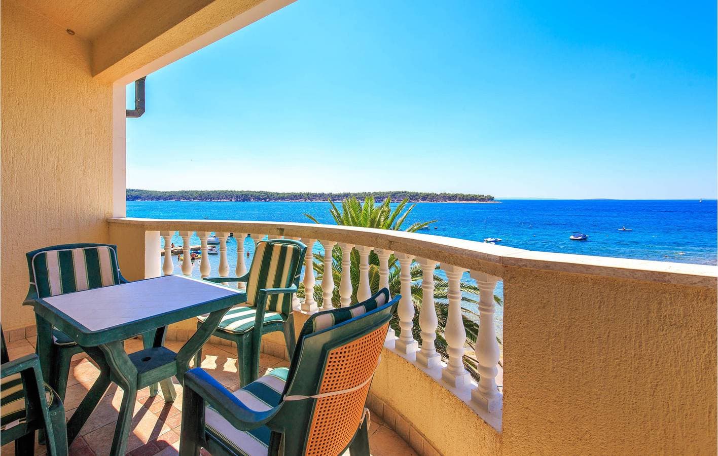 Foto 6 von 31: Gemütliche Ferienwohnung am Meer mit Terrasse und moderner Ausstattung