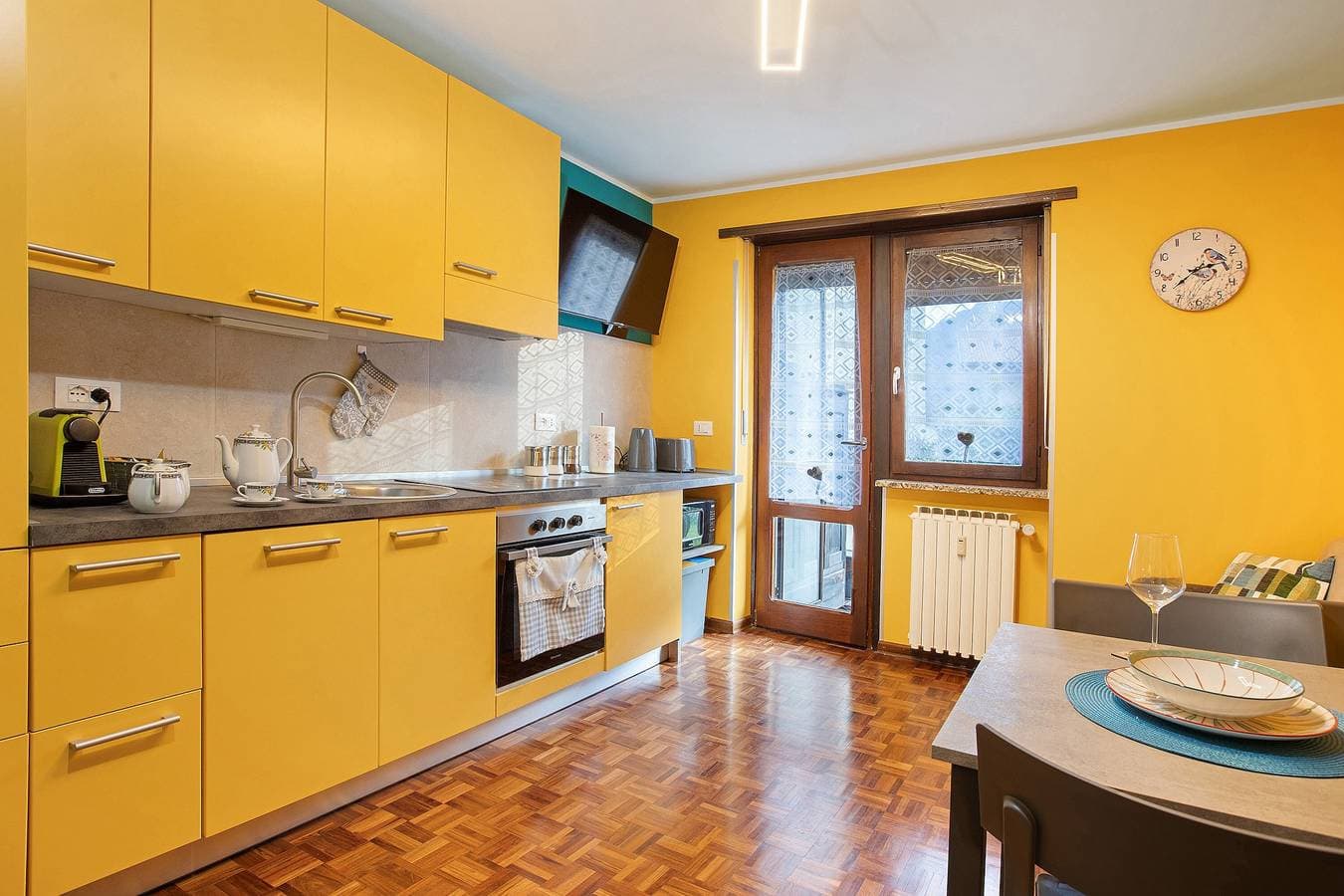 Foto 8 von 26: Apartment 'Maison De Doi - Chatillon' mit Bergblick, privatem Garten und WLAN
