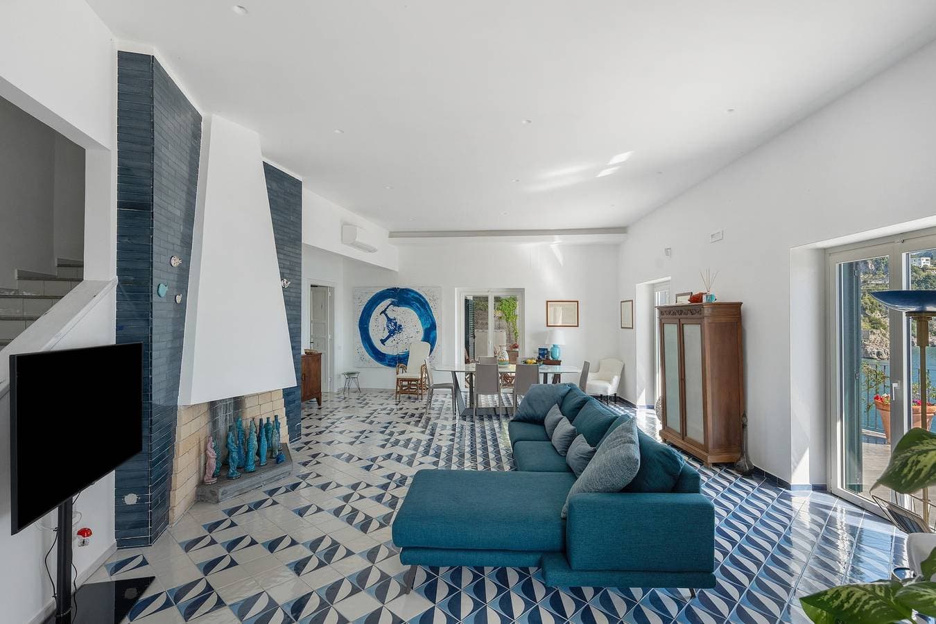 Foto 8 von 40: Villa 'Luxury A Strapiombo Sul Mare' mit Meerblick, Wi-Fi und Klimaanlage