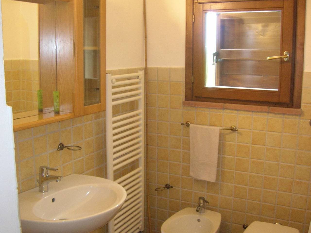 Foto 7 von 28: Ein-Zimmer-Wohnung 'Ligoracce