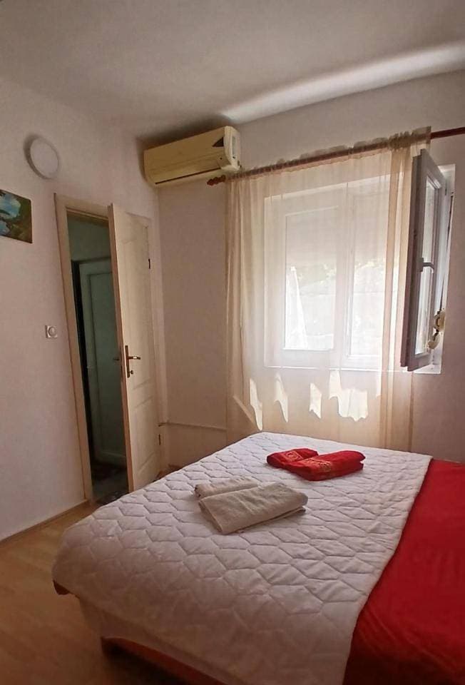 Foto 7 von 13: Double or Twin Room with Balcony - Attic