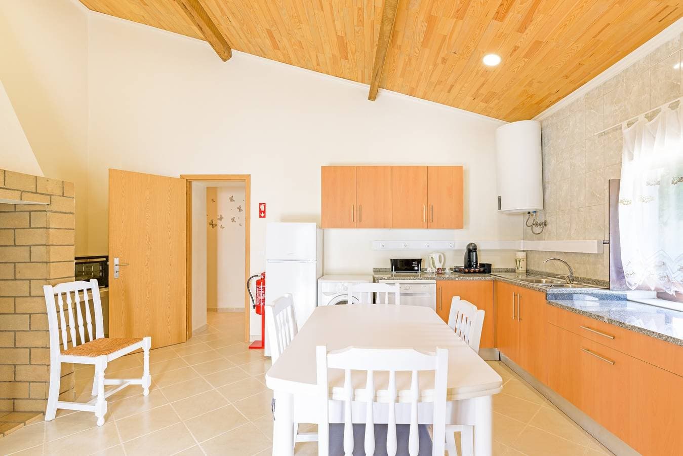Foto 5 von 23: Ferienhaus 'Casa Dos Lírios' mit Bergblick, privater Terrasse und WLAN