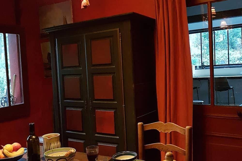 Foto 10 von 28: Maison Rouge