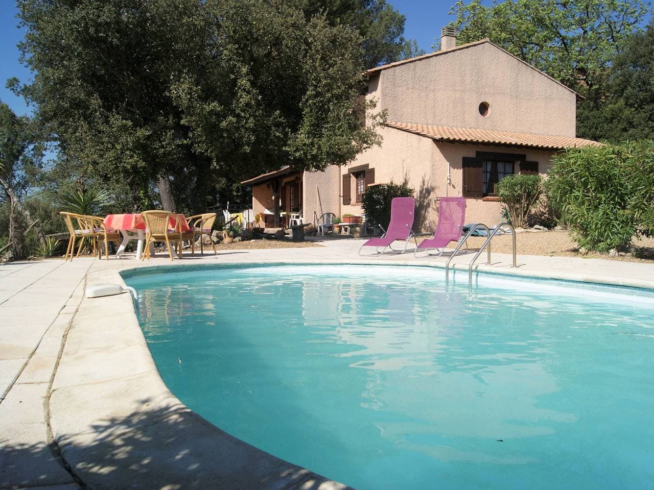 Foto 2 von 40: Villa in Provence mit Pool und Weinbergblick