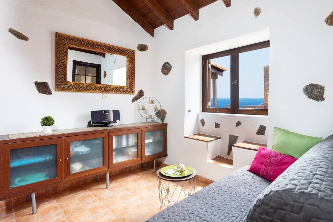 Foto 13 von 34: Häuschen mit Jacuzzi, High Speed Wifi, Smart-TV, Netflix und BBQ