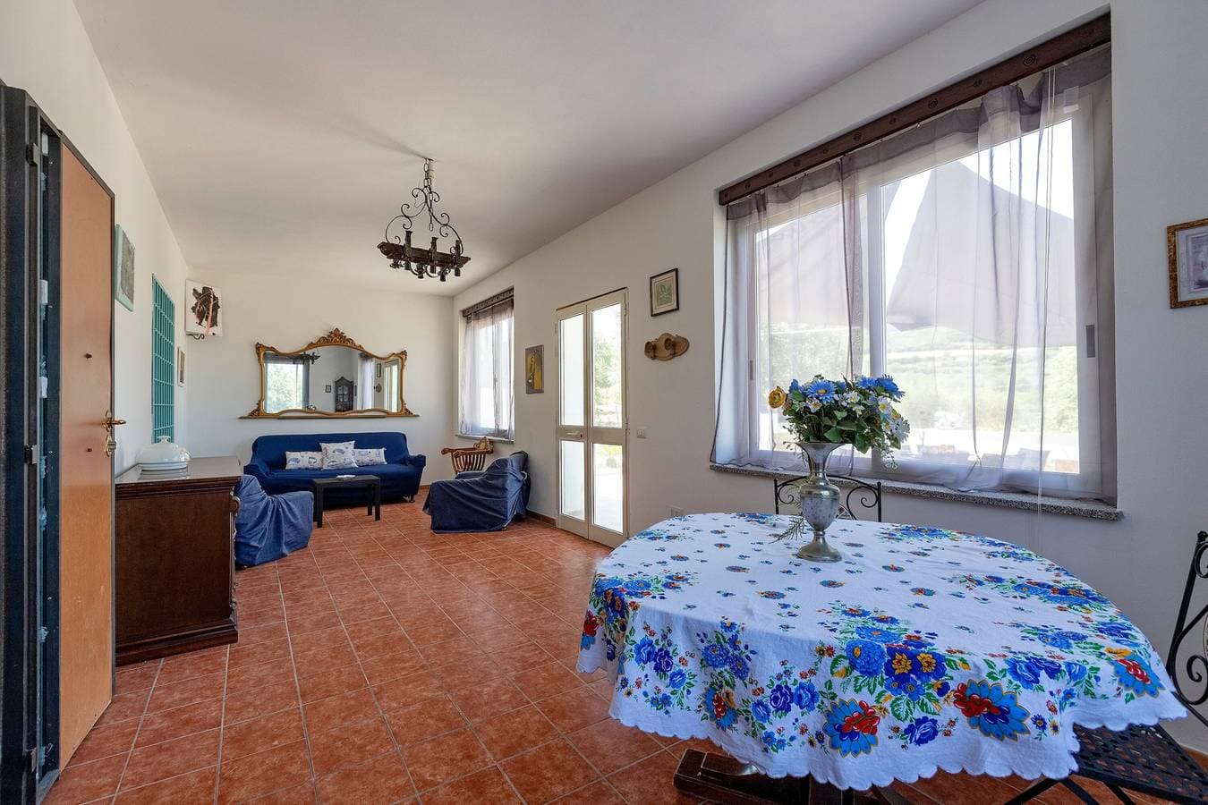 Foto 13 von 38: Ferienhaus 'Il Casale Del Giglio' mit Meerblick, Gemeinschaftsterrasse und privatem Garten