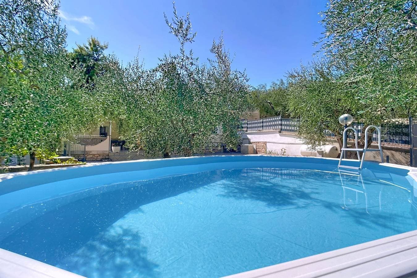 Foto 2 von 38: Villa „La Tesa“ mit privatem Pool, WLAN und Klimaanlage