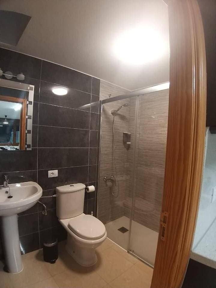 Foto 10 von 37: Three-Bedroom House