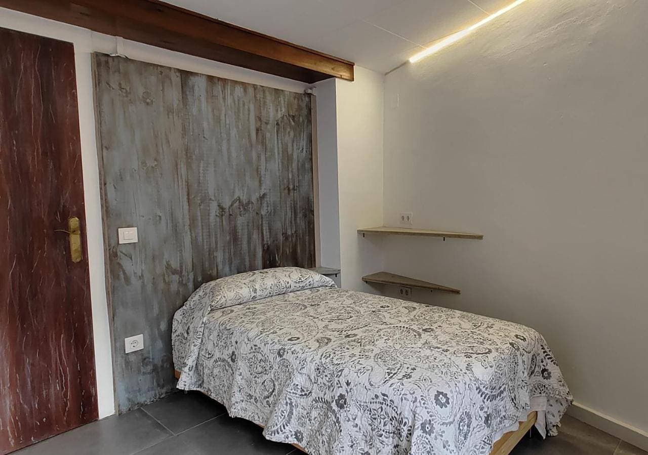 Foto 7 von 43: Two-Bedroom Apartment