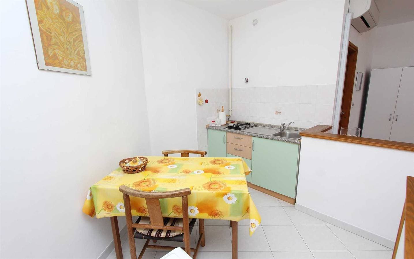 Foto 8 von 19: Mitton  Studiowohnung mit Terrasse (Cademia)