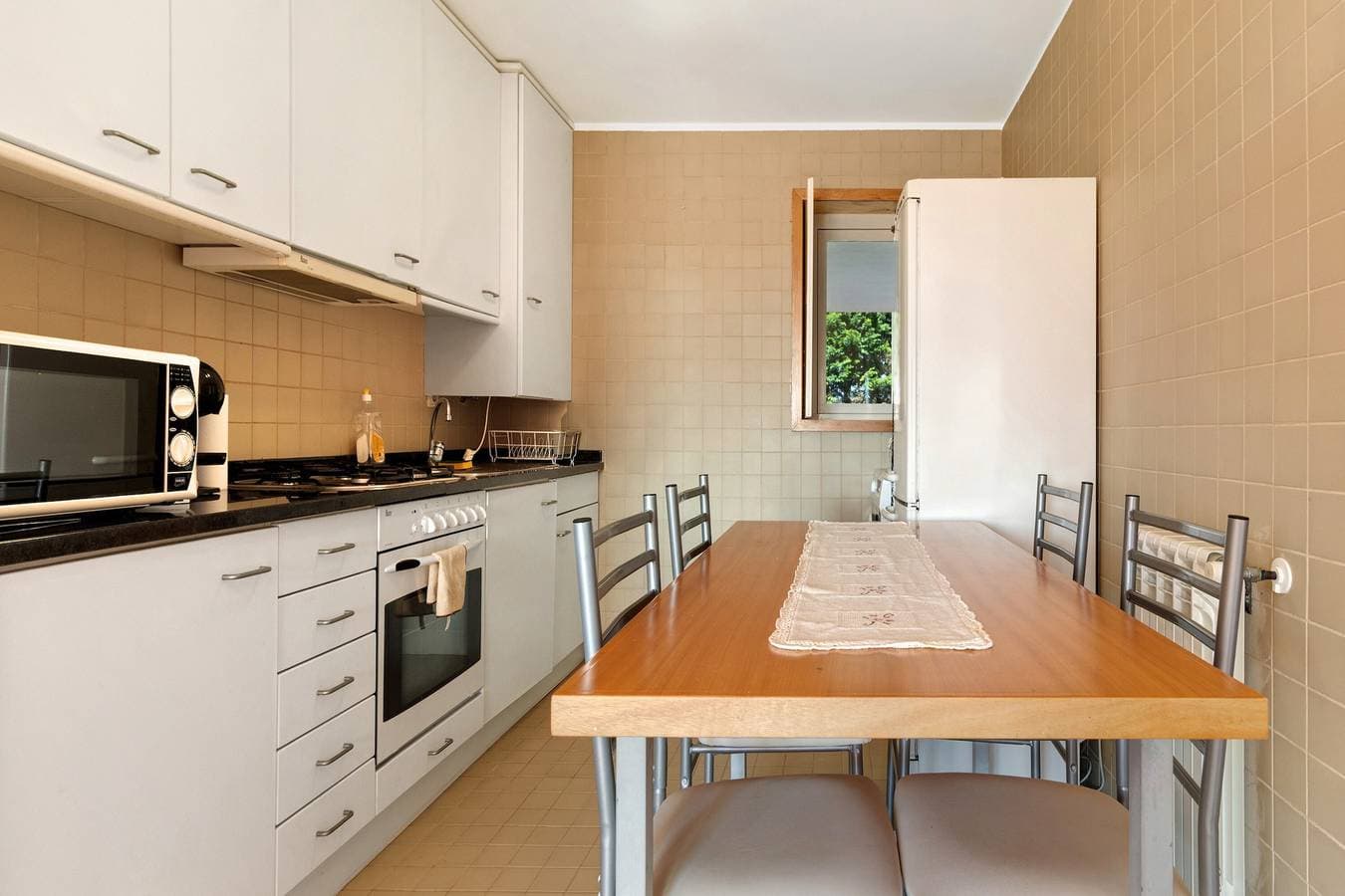 Foto 12 von 21: Ferienwohnung 'Solmar' mit Meerblick, Balkon und WLAN