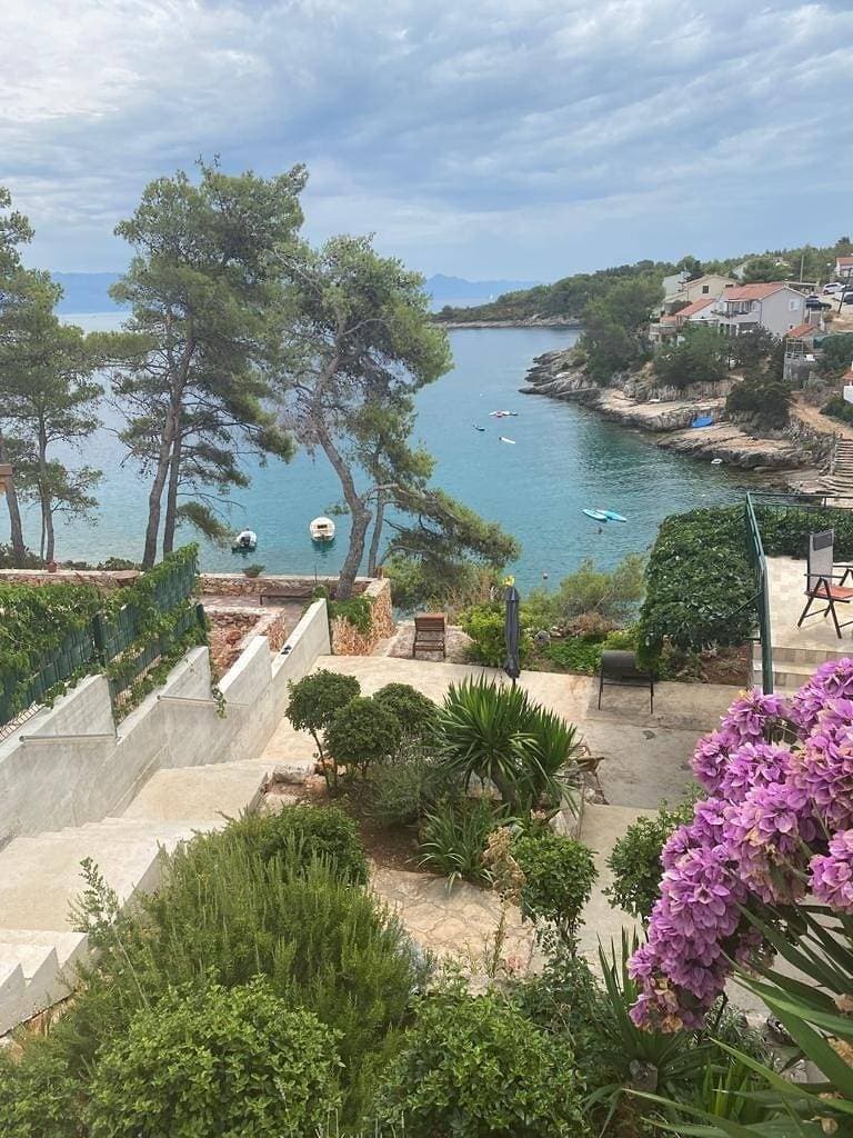 Foto 13 von 37: Studio Appartement am Strand Basina, Hvar As-542-a