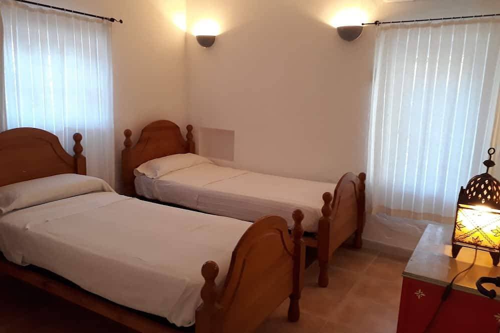 Foto 8 von 30: Schöne Villa direkt am Meer. Haus in erster Meereslinie.