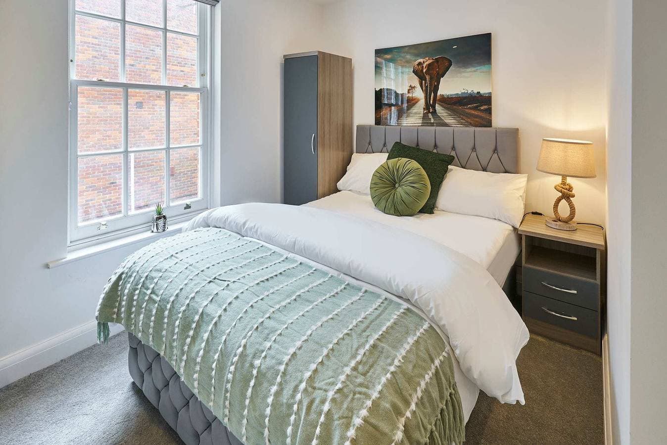 Foto 4 von 14: Host & Stay | Eton House