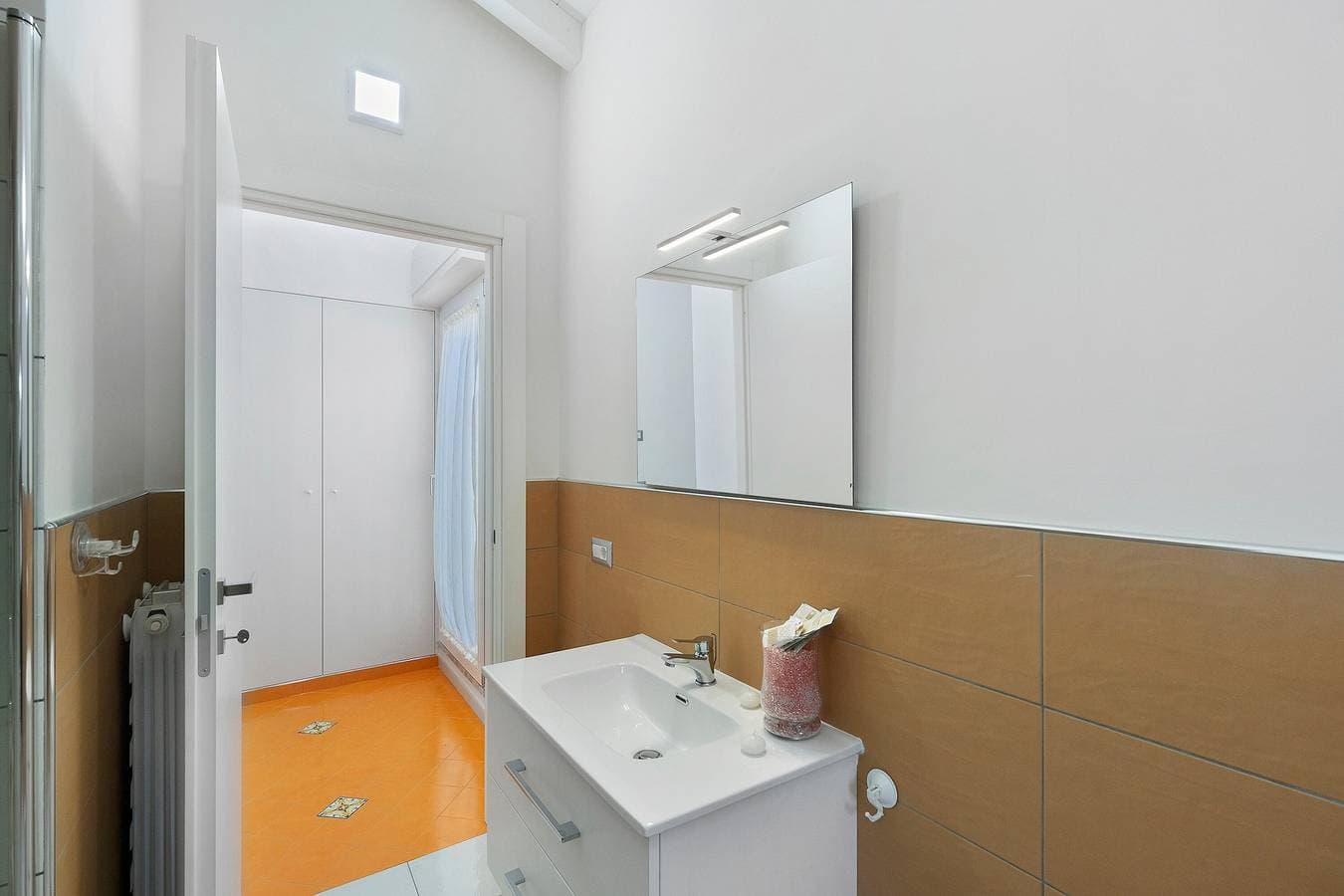 Foto 13 von 21: Ferienwohnung 'La Casa Di Zio Michelino' mit Bergblick, WLAN & Klimaanlage
