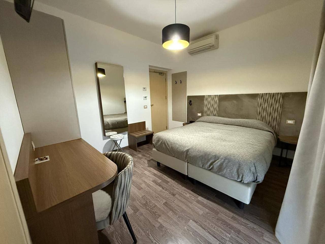 Foto 6 von 19: Standard Double Room