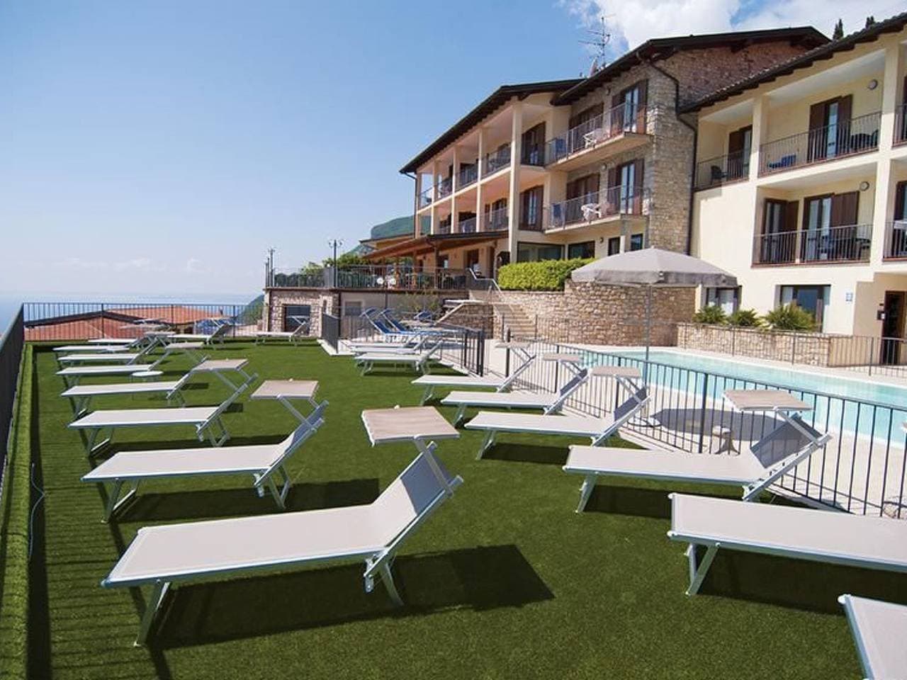 Foto 5 von 22: Zweizimmerwohnung mit Balkon ohne Seeblick