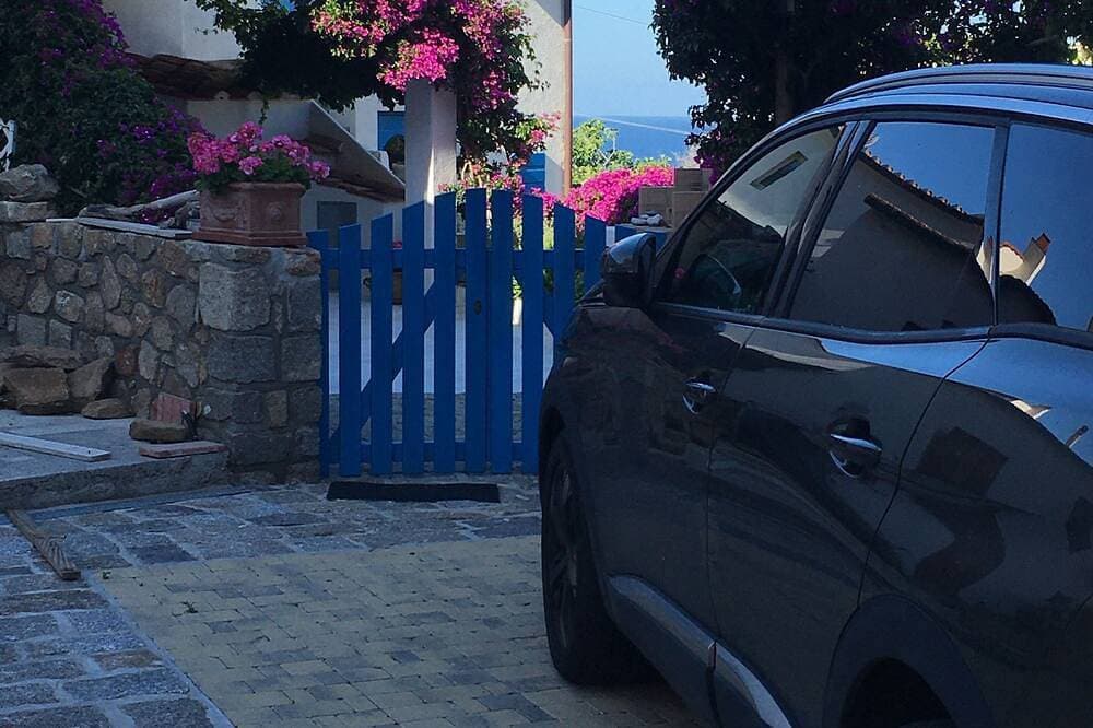 Foto 11 von 30: Romantisches Ferienhaus an dem Sonnenküste 80 m vom Meer ro. Chiessi