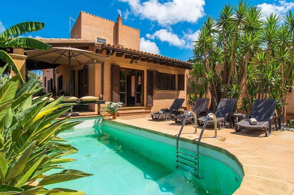 Foto 8 von 30: Awesome home in Capdepera with private swimming pool, can be inside or outside