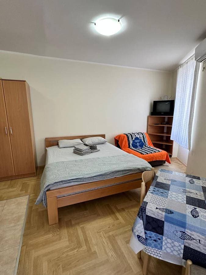 Foto 2 von 33: One-Bedroom Apartment
