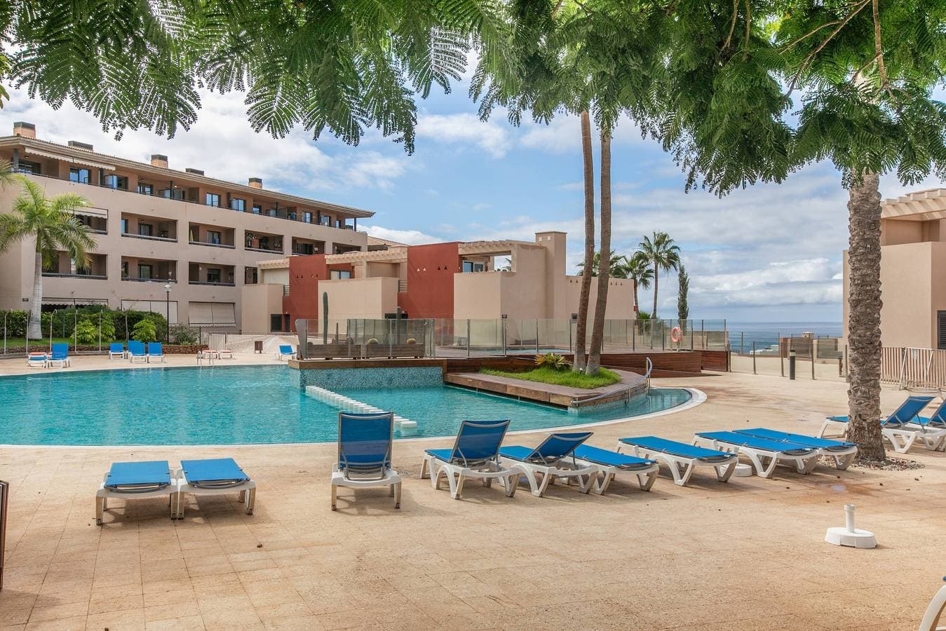Palm Serenity 1