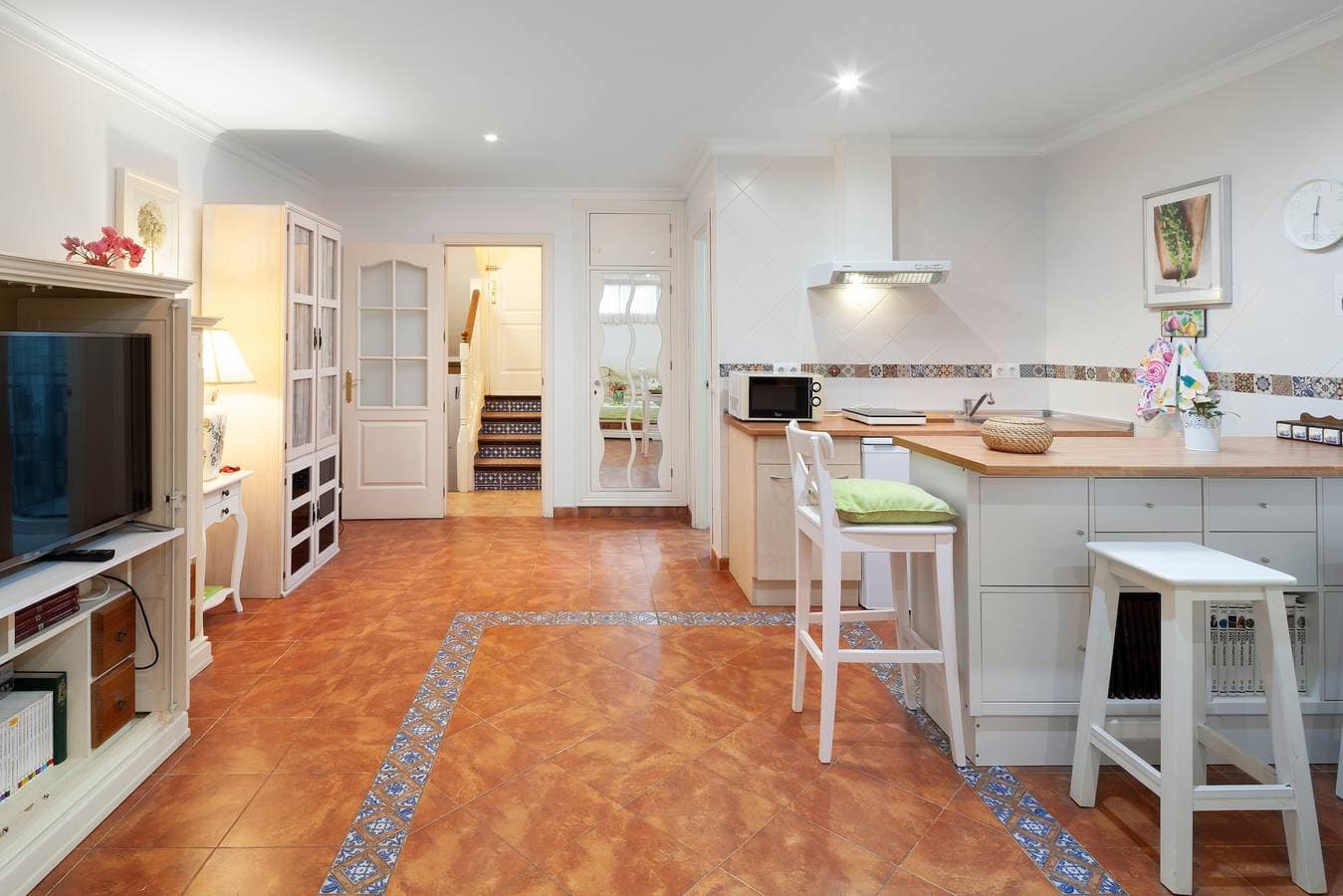 Foto 3 von 25: Charmante Ferienwohnung "Villa Jacaranda" nahe dem Strand