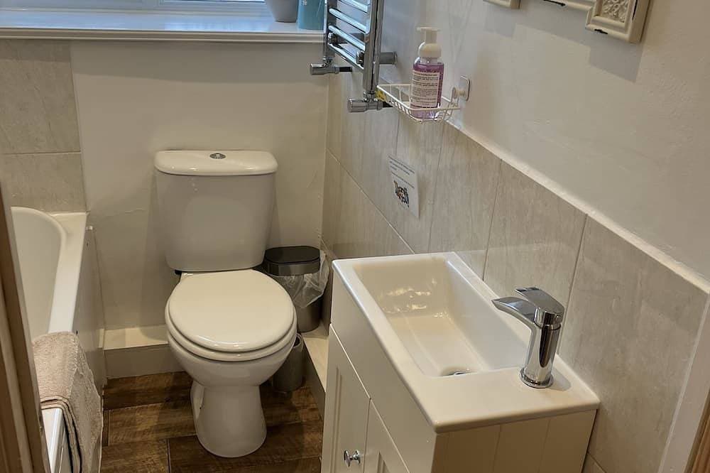 Foto 5 von 21: Steinhaus mit zwei Schlafzimmern in ruhiger Lage mit Parkplatz abseits der Straße