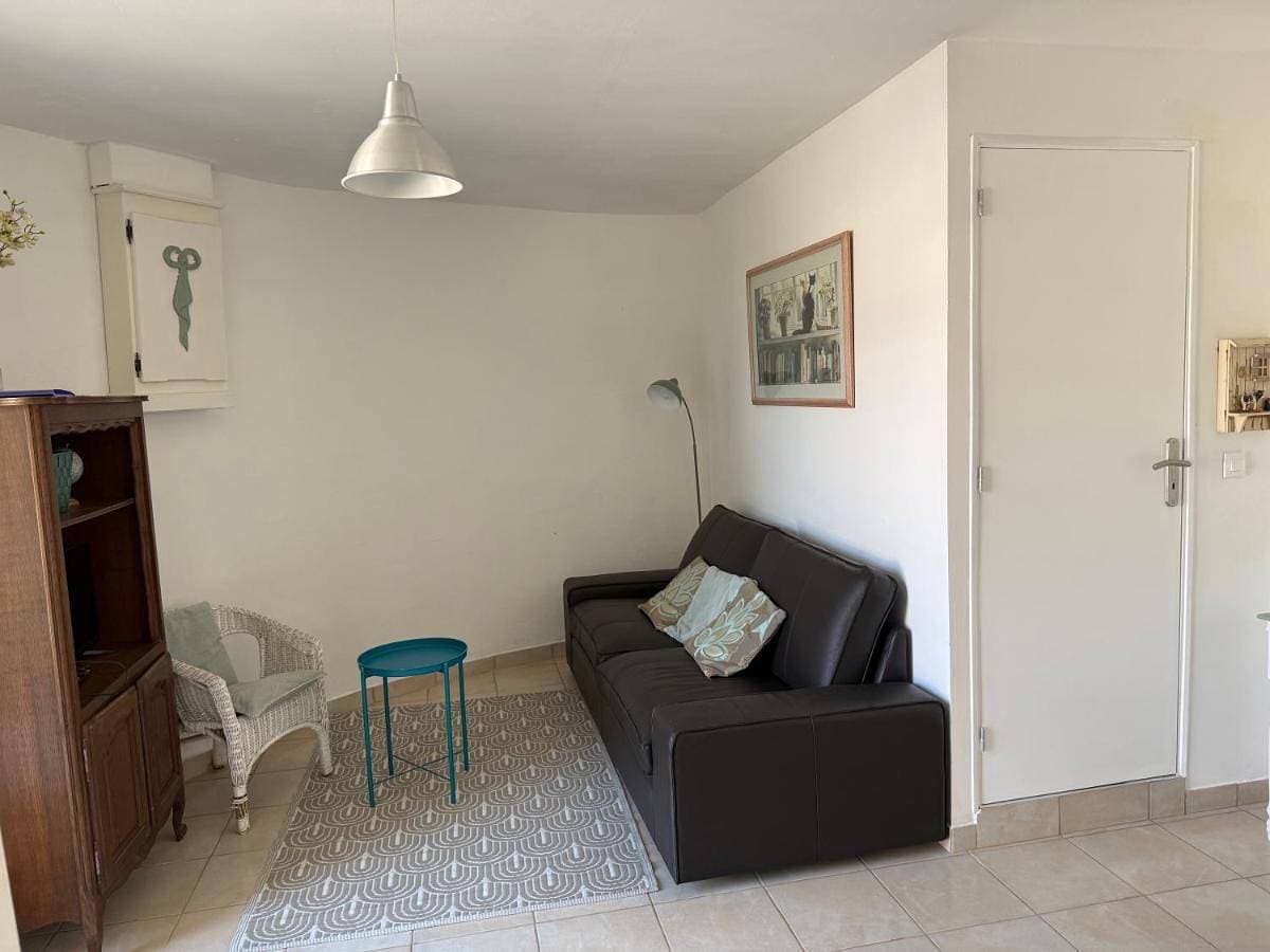 Foto 4 von 33: Two-Bedroom Holiday Home