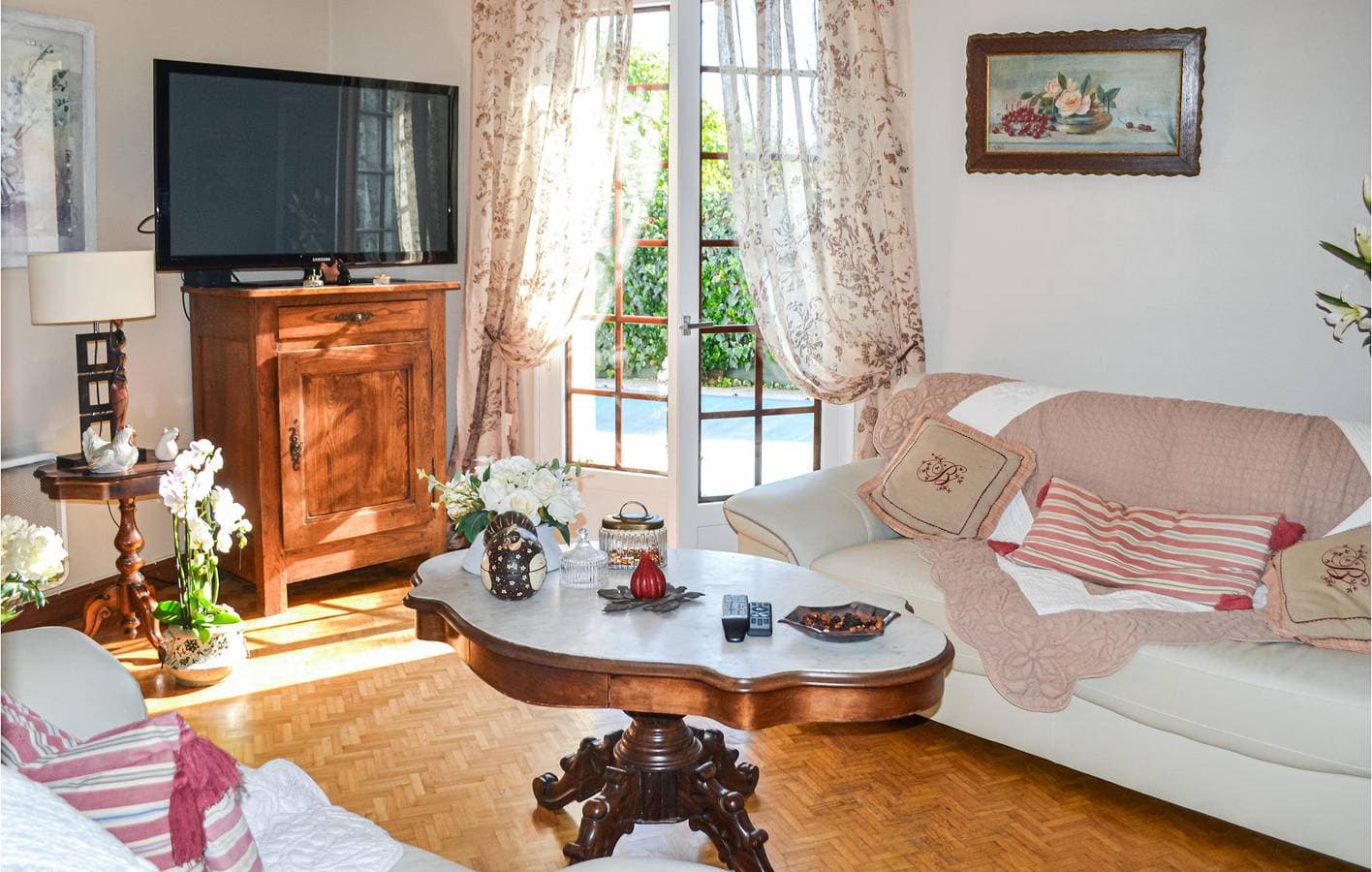 Foto 12 von 21: Außenpool, WiFi, AC: 130m² Wohnung Bergerac