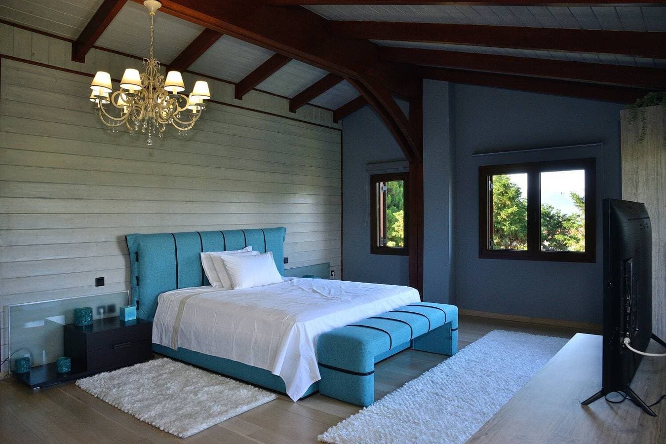 Foto 13 von 32: Ferienwohnung 'Pool Villa Desmira' mit Meerblick, Wi-Fi und Klimaanlage