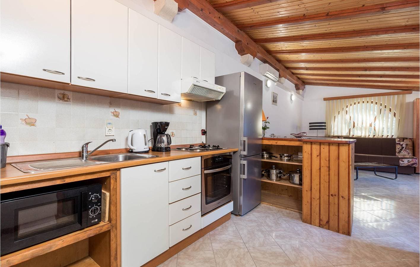 Foto 9 von 33: Gemütliche Ferienwohnung mit Terrasse, WLAN und Parkplatz in der Nähe des Strandes von Valdarke
