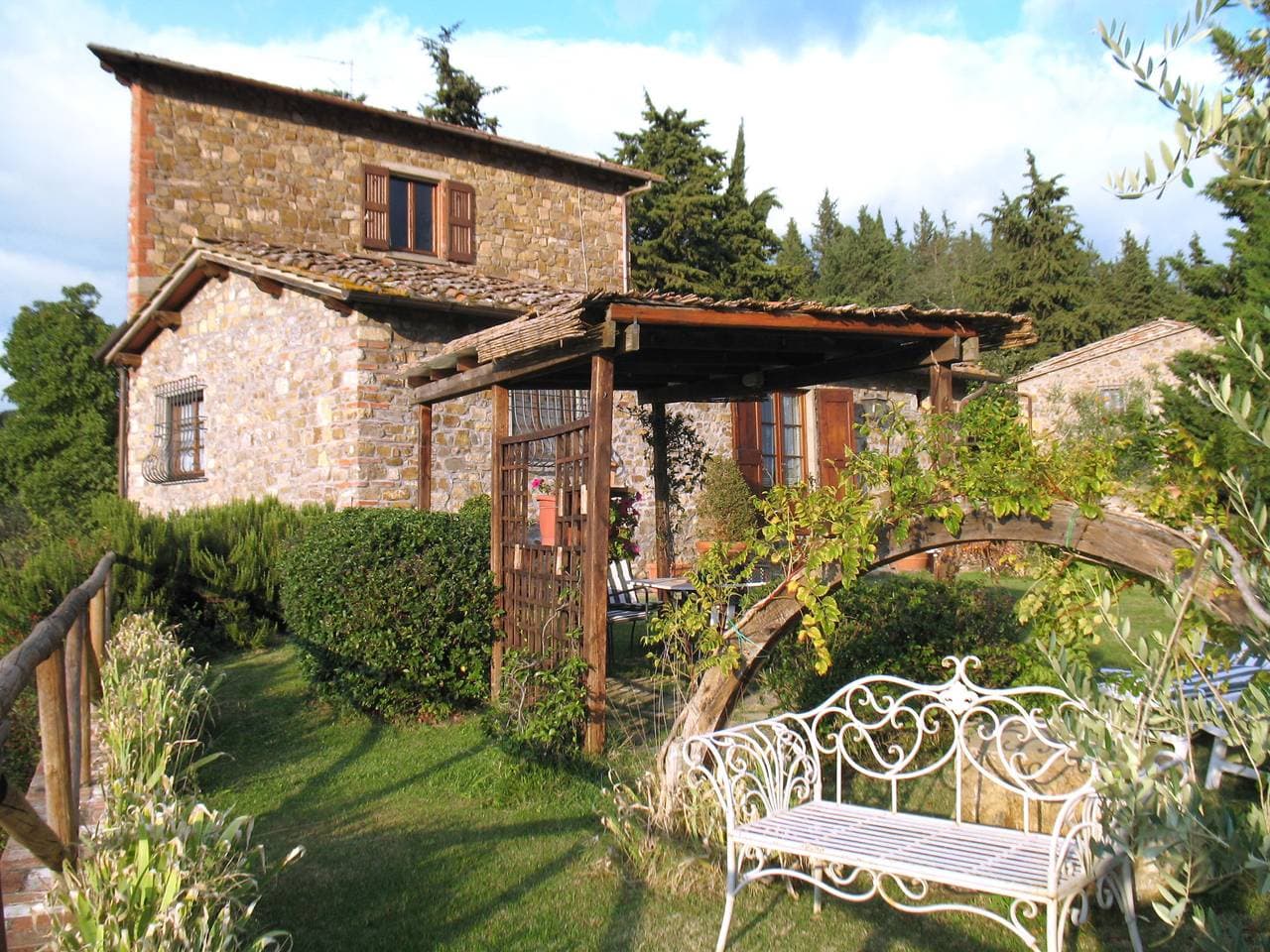 Schönes auf Weingut Landhaus Tenuzta di Vignole 1