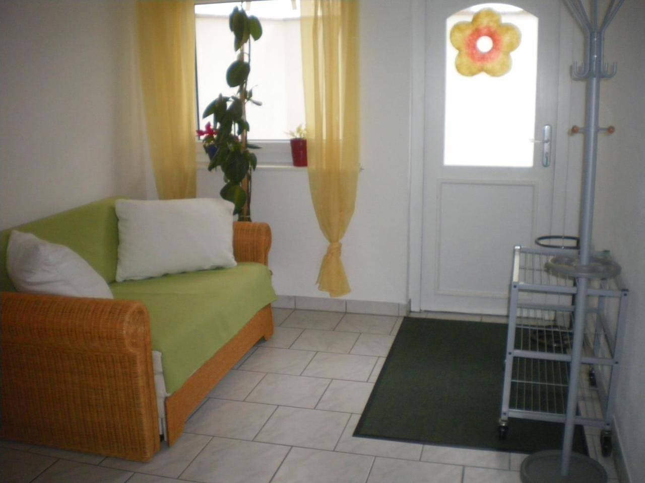 Foto 8 von 15: Two-Bedroom Apartment