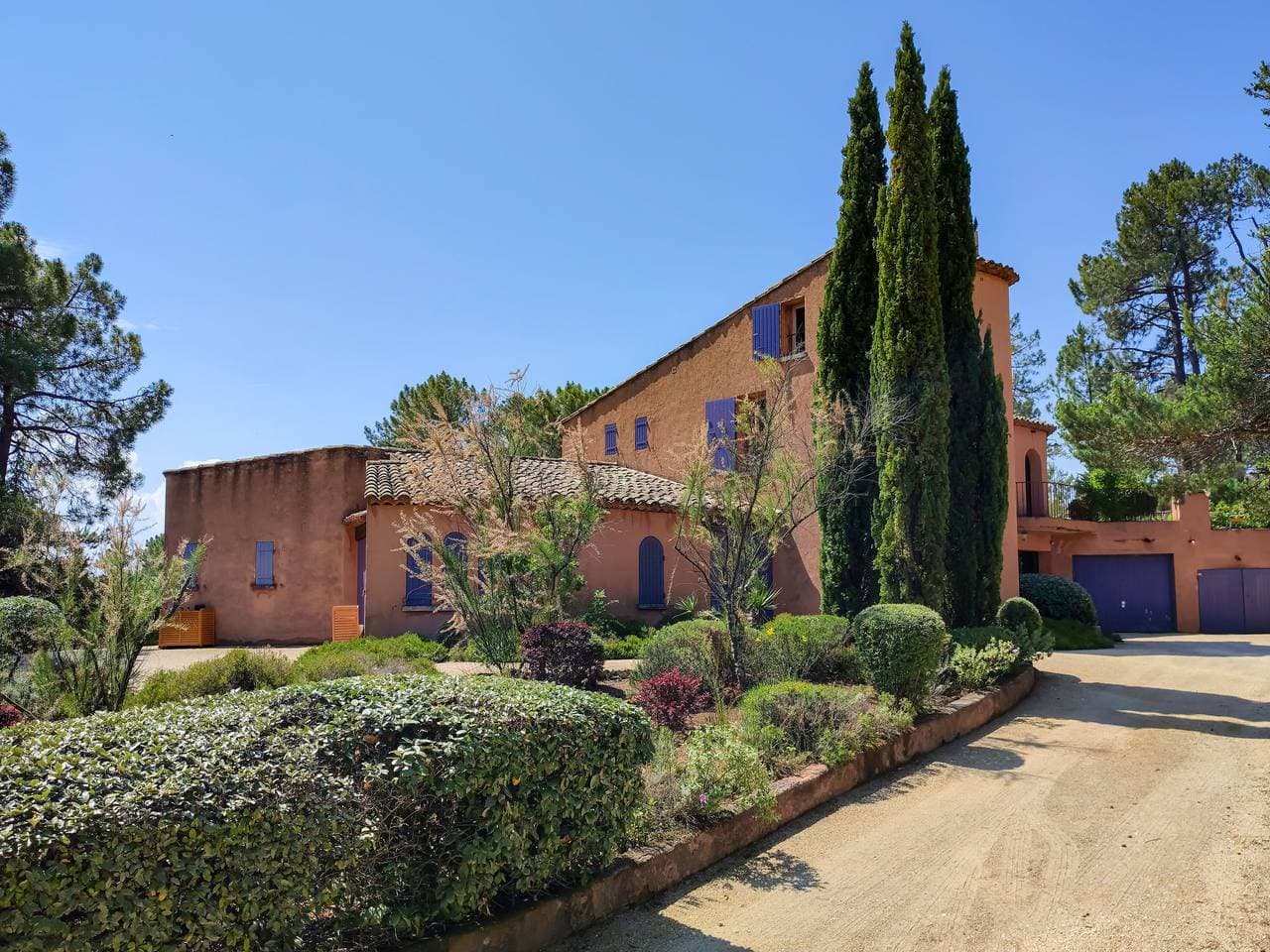 Schönes, gemütliches Einfamilienhaus La Tourelle des Ocres 1