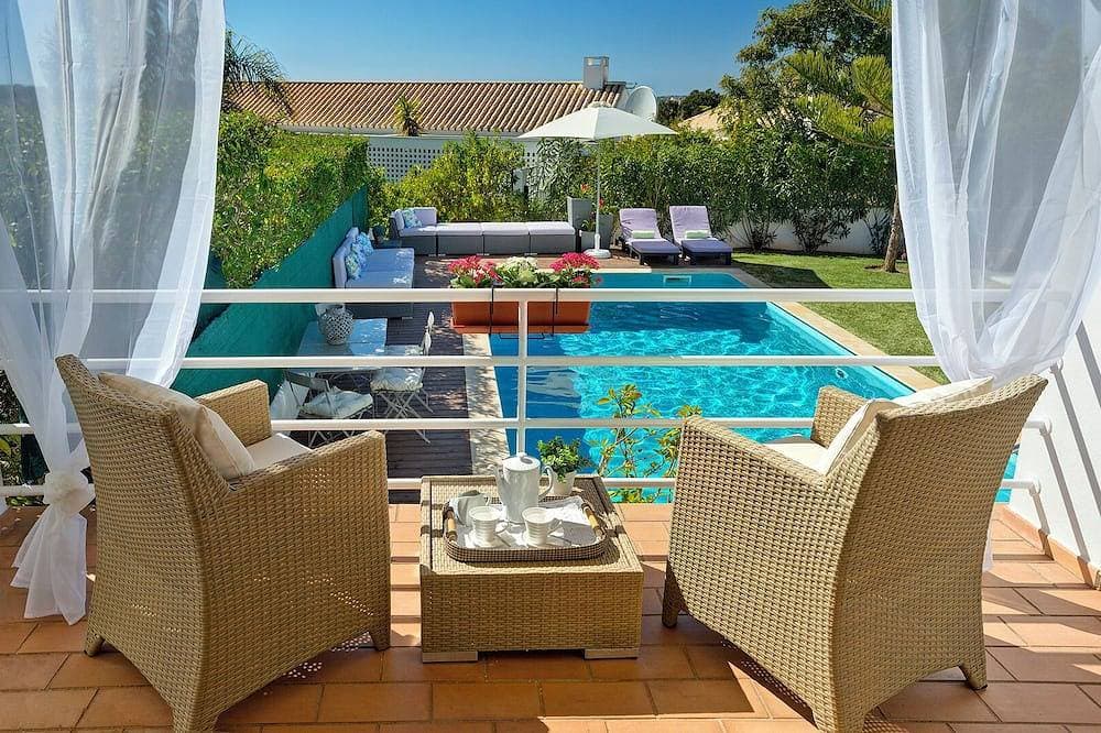 Foto 11 von 14: Delightful, modern villa in a quite and peaceful area. Private heated pool (opt)