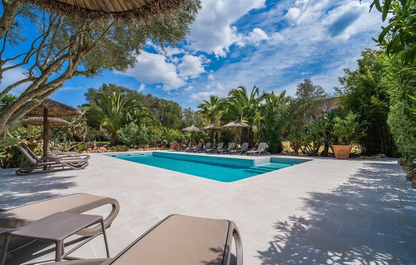 Foto 13 von 26: Jornets Terrassenwohnung mit Pool und Grill