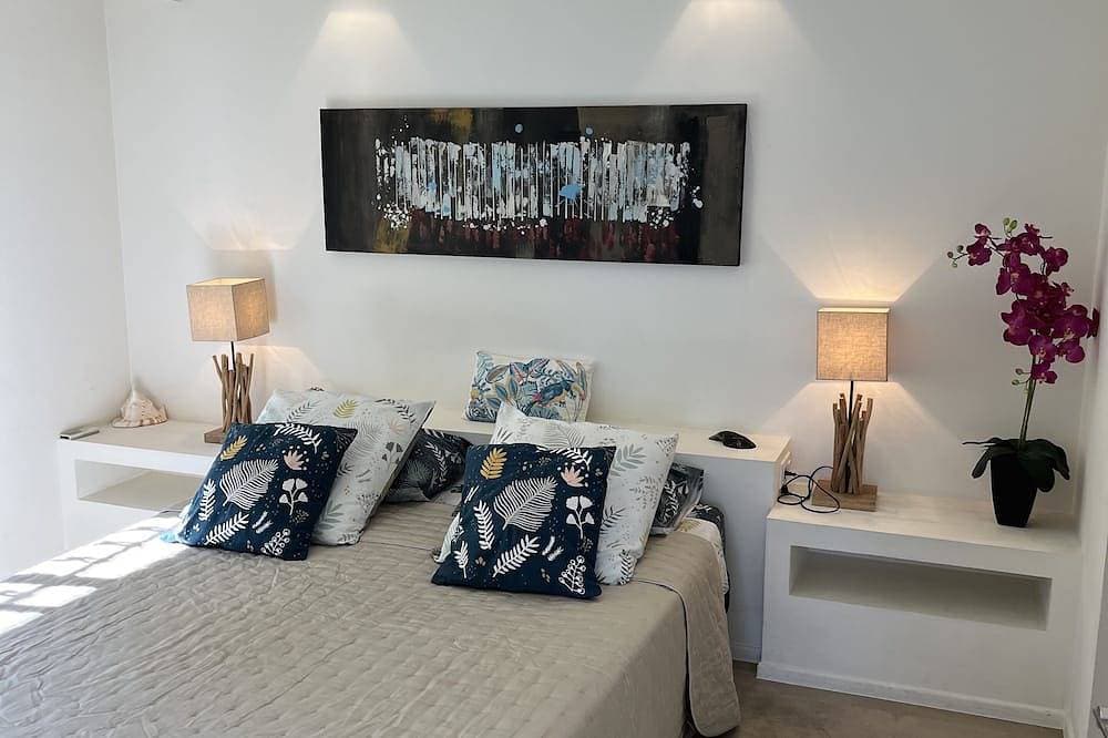 Foto 5 von 30: Perfekte Lage direkt am Strand – Luxuriöse 2 Zimmer im Souterrain mit direktem Zugang zum Meer.