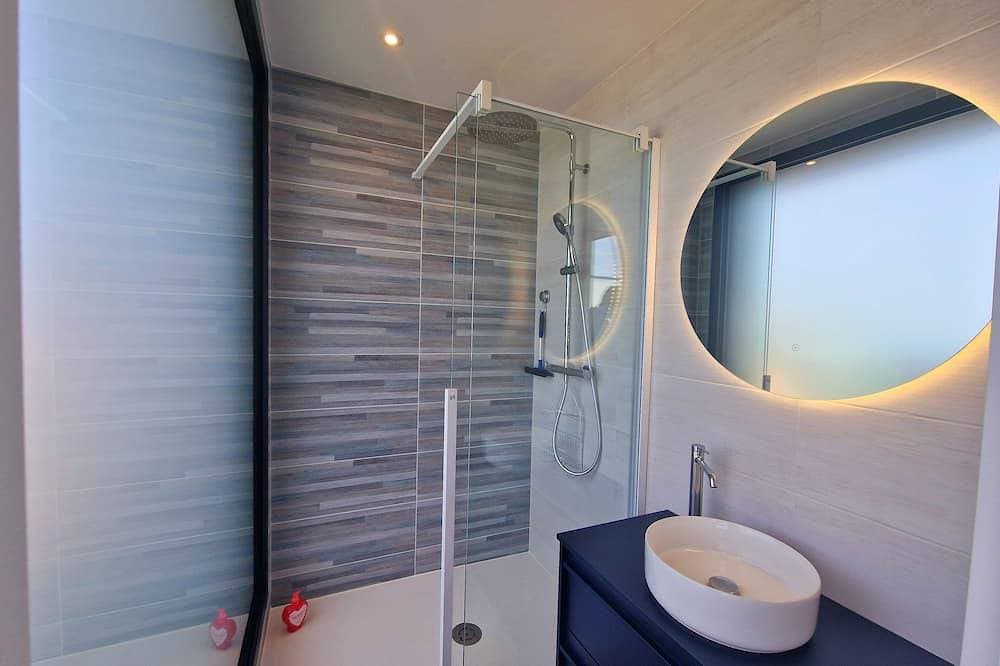 Foto 12 von 30: Villa du Port, 8 Personnes, Accès Direct à la Plage, vue Panoramique