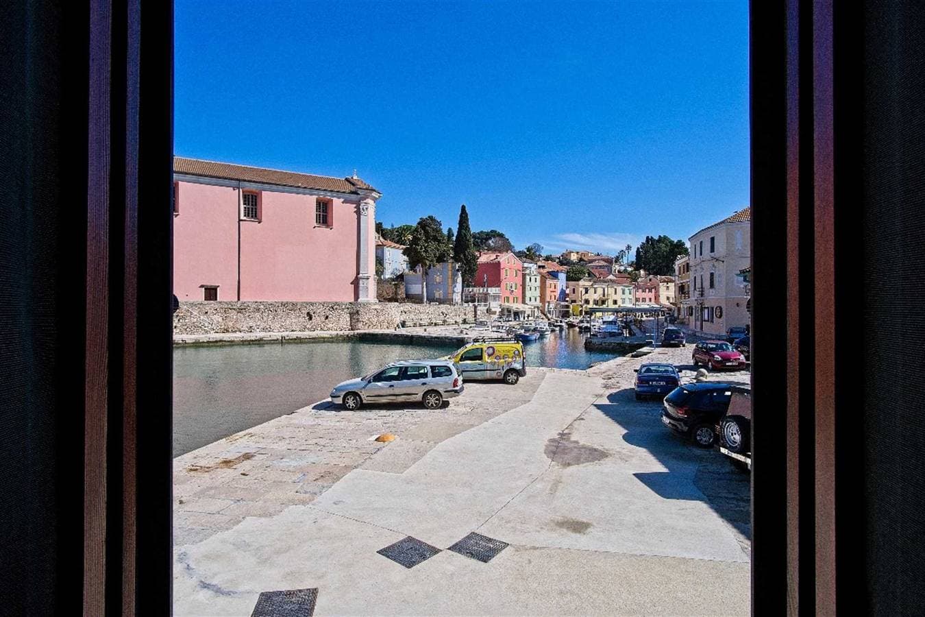 Foto 6 von 18: Apartment mit einem Schlafzimmer im Zentrum von Veli Losinj