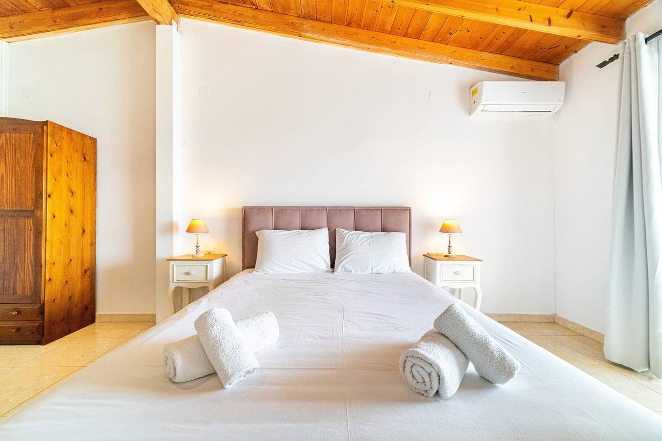 Foto 6 von 23: Einzimmerapartment 'Arianna Deluxe Studio 21' mit Meerblick, Gemeinschaftspool und WLAN