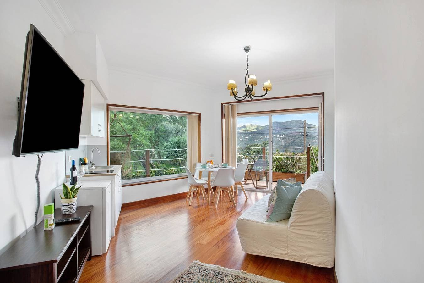 Foto 6 von 29: Ferienwohnung "Carmelo Y Carmela 2" mit Bergblick, privater Terrasse und WLAN