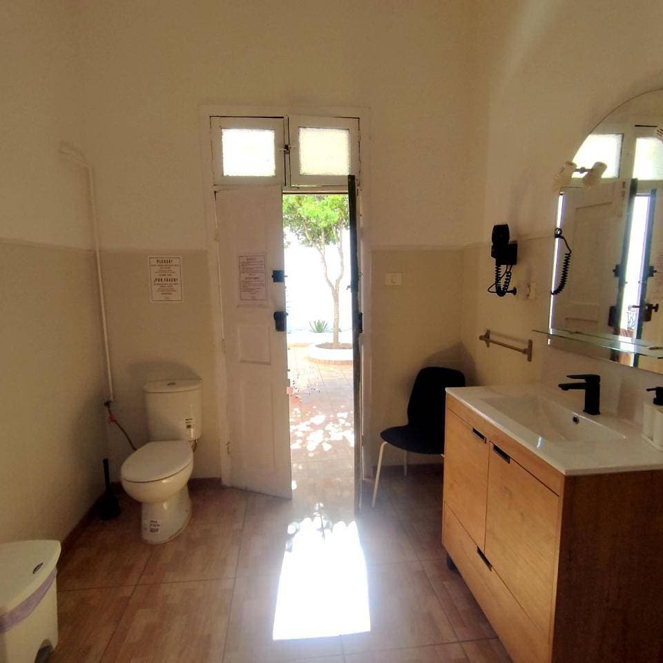 Foto 6 von 26: Double Room with Private Bathroom